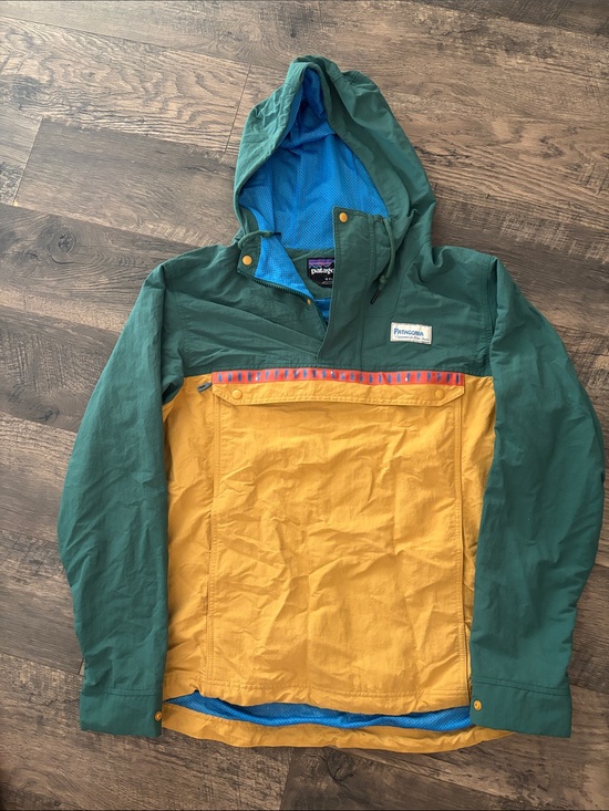 Patagonia Other - Patagonia Green & Mustard Hooded Pullover Jacket